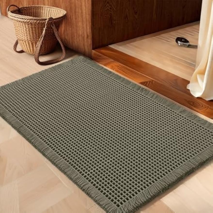 Waffle‑Weave Tasseled Non‑Slip Bath Mat